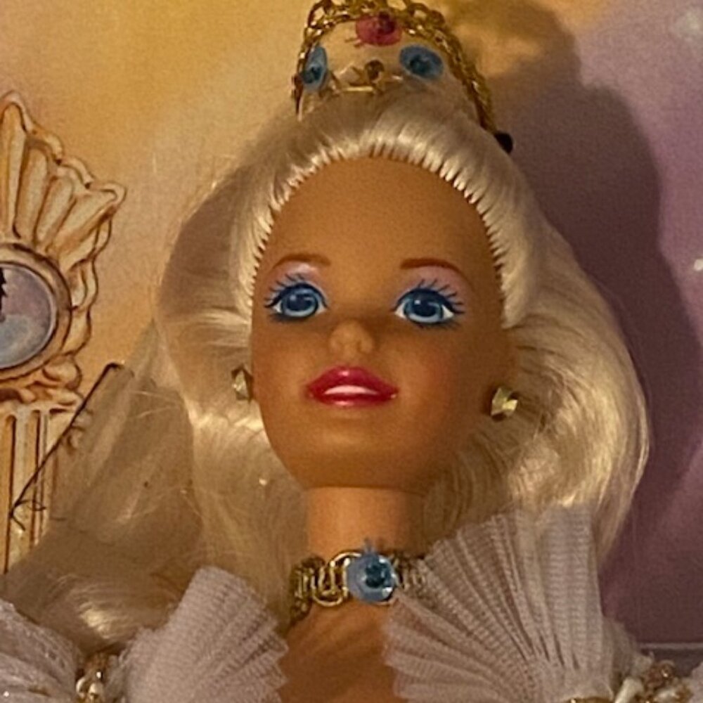 Barbie Cinderella - Picture 6 of 7